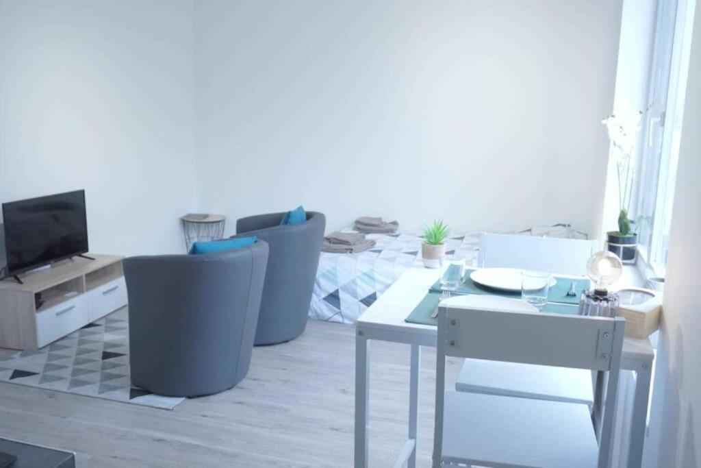 Apartment Cosy 2 Proche Gare *